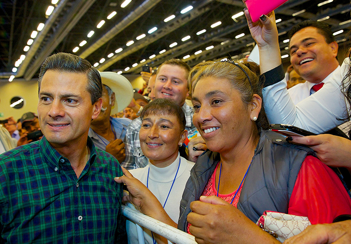 Photo of Enrique Peña Nieto cumple con México