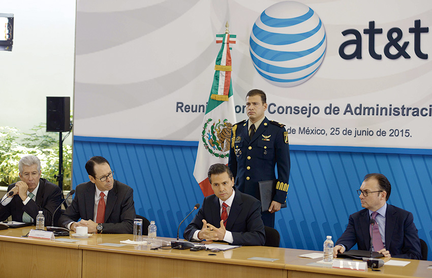 Photo of AT&T invierte 3 mil millones de dólares en México
