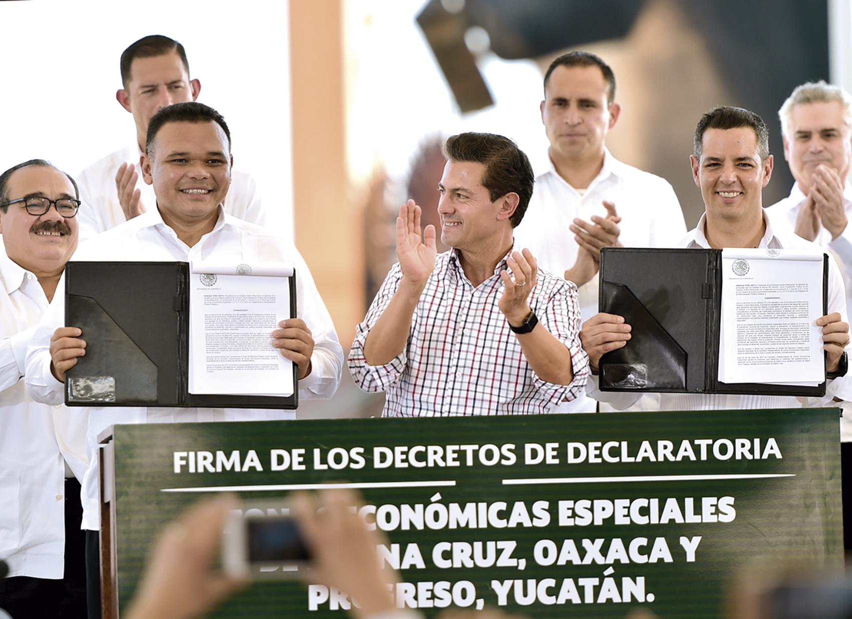 Photo of “Noventa y siete por ciento de los  compromisos que firmé habrán de cumplirse”: Presidente Enrique Peña Nieto