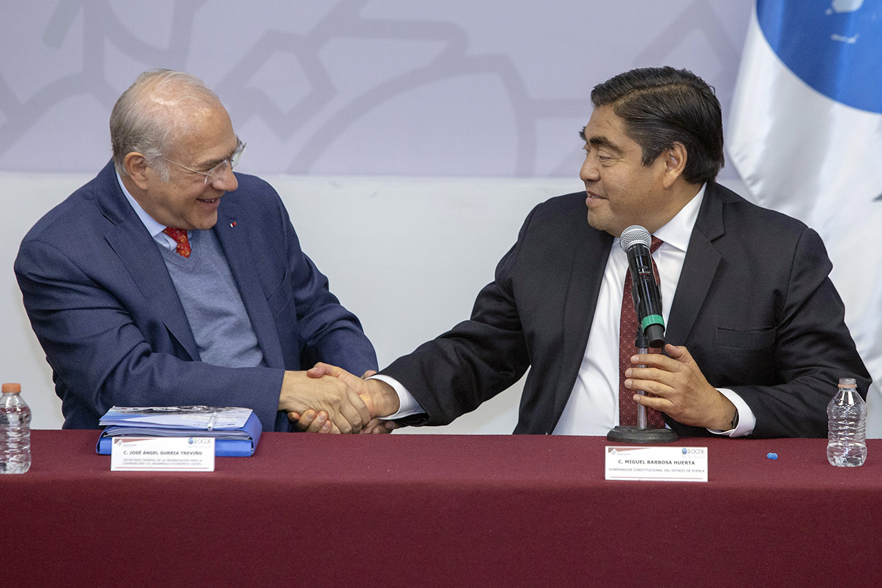 Photo of Firma Gobierno de Puebla Convenio de Mejora Regulatoria con la OCDE