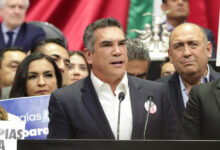 Photo of “¡No pasará!”: Alejandro Moreno, Presidente del PRI, en la tribuna de la Cámara de Diputados