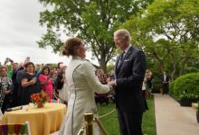 Photo of Joe Biden y su esposa Jill mostraron buena voluntad al invitar a la señora Beatriz Gutiérrez Müller a la Casa Blanca