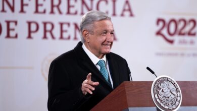 Photo of El Presidente dijo en la mañana que “de oír a Gómez Leyva puede salir un tumor en la cabeza para los oyentes”; en la noche intentaron matar a Ciro