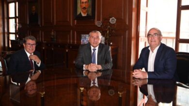 Photo of Ricardo Monreal conversa sobre agenda legislativa con el secretario de Gobernación y el panista Julen Rementería