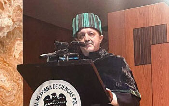 Photo of Dr. Reyes S. Tamez Guerra