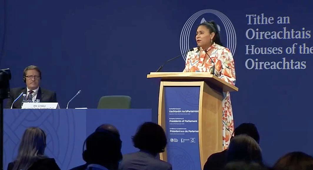 Participa Ana Lilia Rivera en cumbre europea de parlamentarios; llama a ...