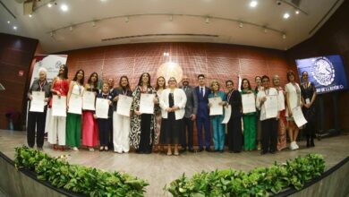 Photo of 16 Mujeres Mexicanas fueron homenajeadas por el Senado de la República y el Parlamento Internacional Educativo