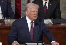 Photo of Trump insiste en que los cárteles manejan a México y lo que hace el Gobierno no es suficiente