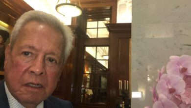 Photo of Algo va mal: una crítica a la degradación del poder