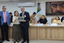 Photo of Galardona “Mujer de Oro” el Congreso mexicano a la Profesora Margarita Romero Luelmo